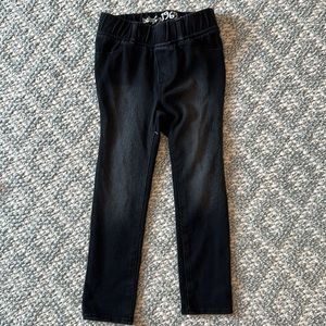 EUC - black jeggings